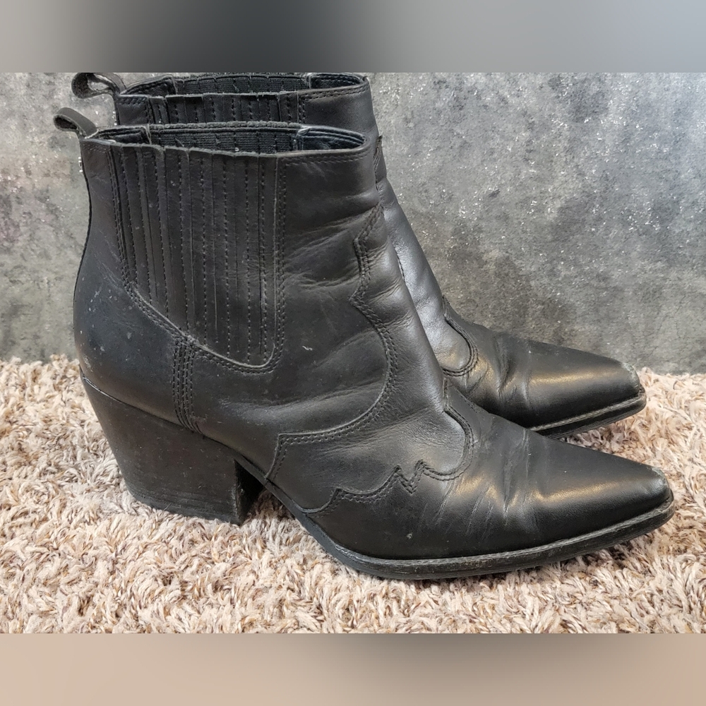 Sam Edelman Winona Booties Size 8